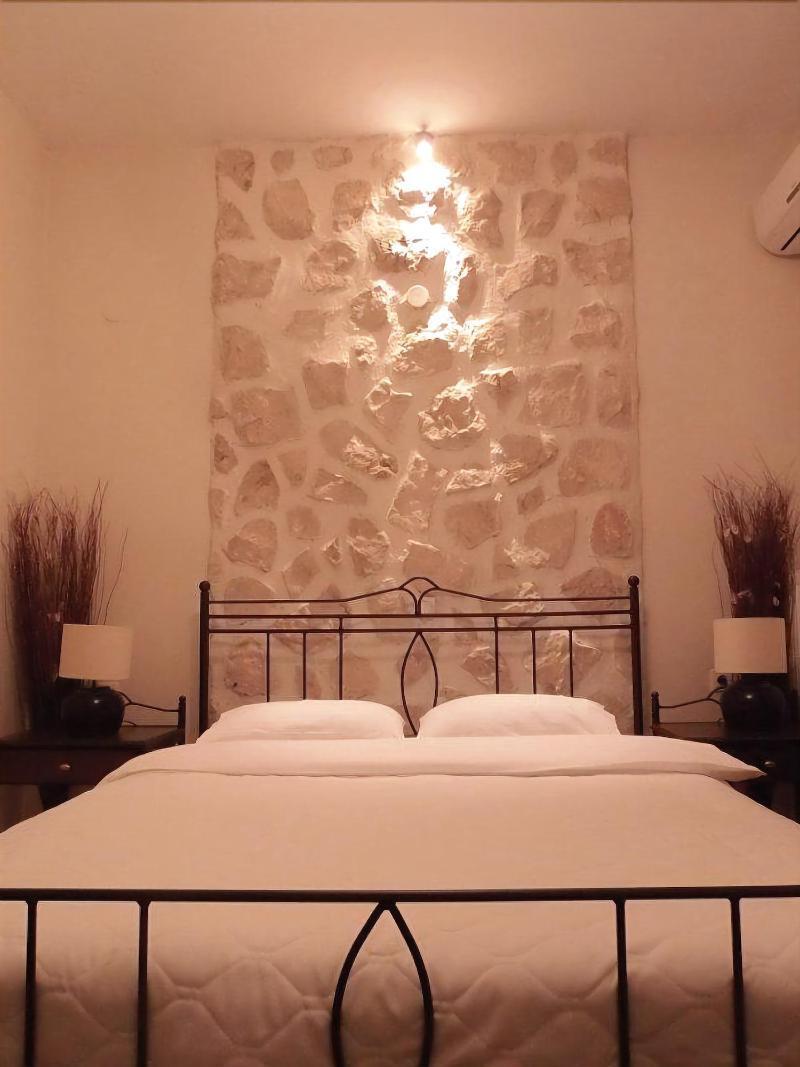 Villa Del Lago Boutique Hotel Kastoria Eksteriør billede